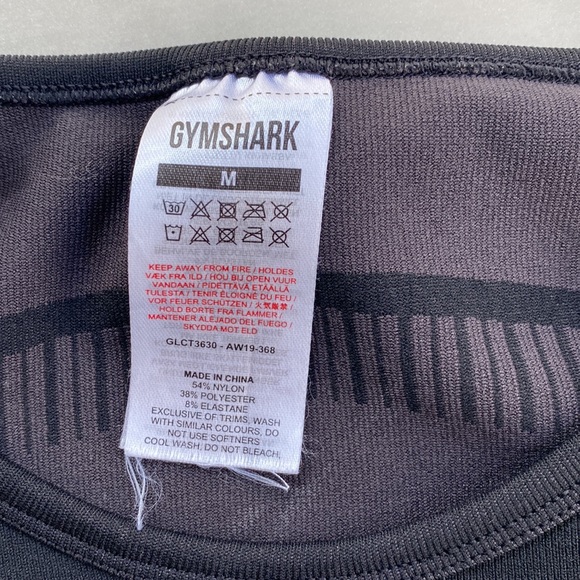 Gymshark Black Crop Top- medium - Picture 6 of 6